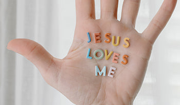 How to choose a sneakers suit for any your style